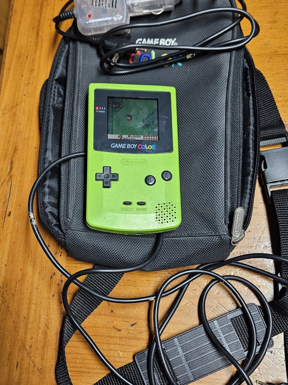 Nintendo Game Boy Color Lime Green Portable Handheld Plus Quezt For Camelot Game
